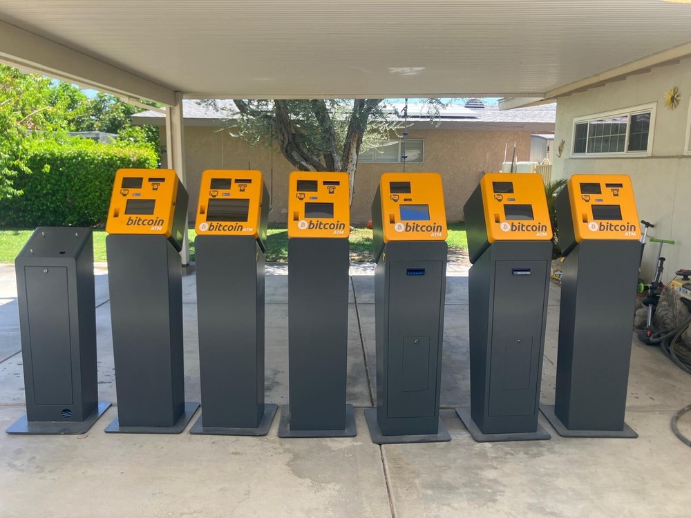 General Bytes atm machine/teller