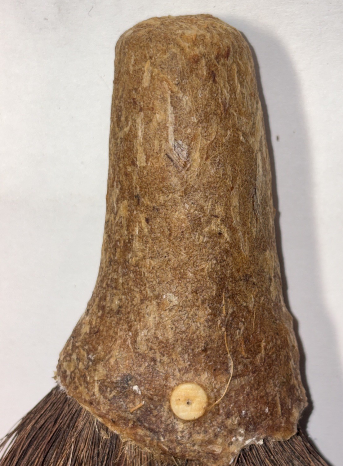 CHUKCHANSI OR MIWOK NATIVE AMERICAN SOAPROOT BRUSH 4”