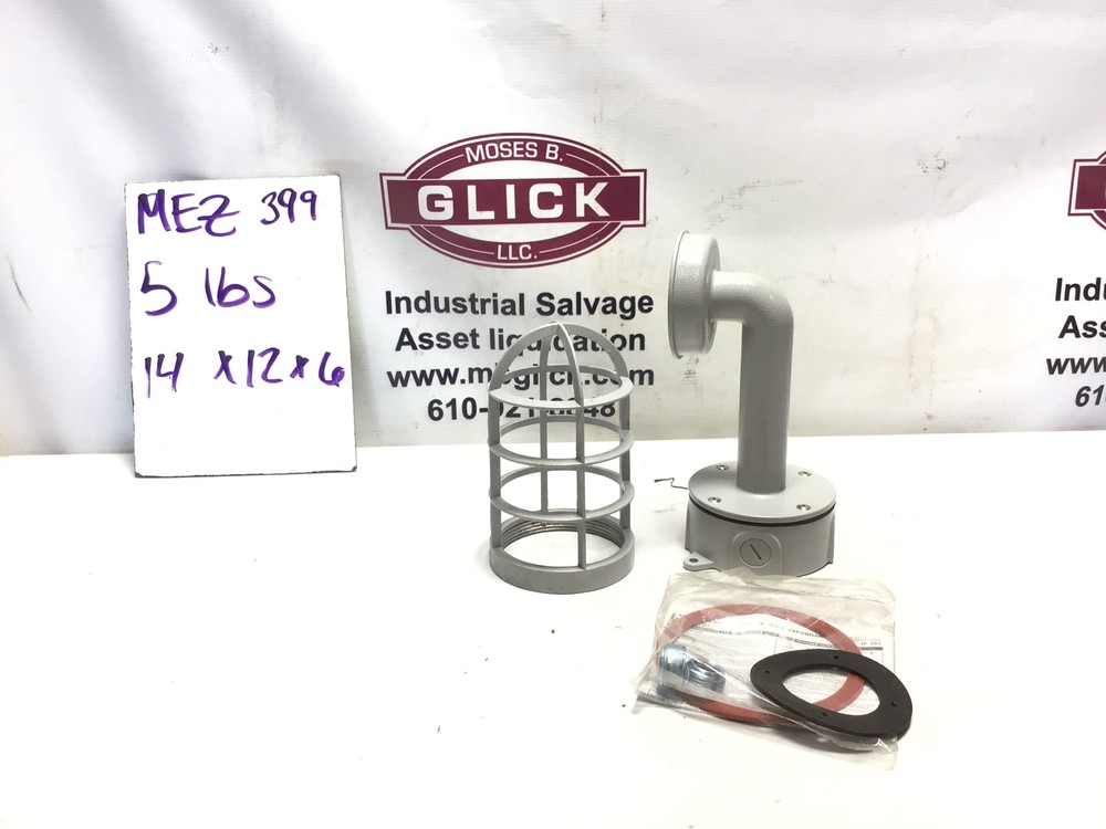 Cooper Lighting ICVW1G Wall Mount Light