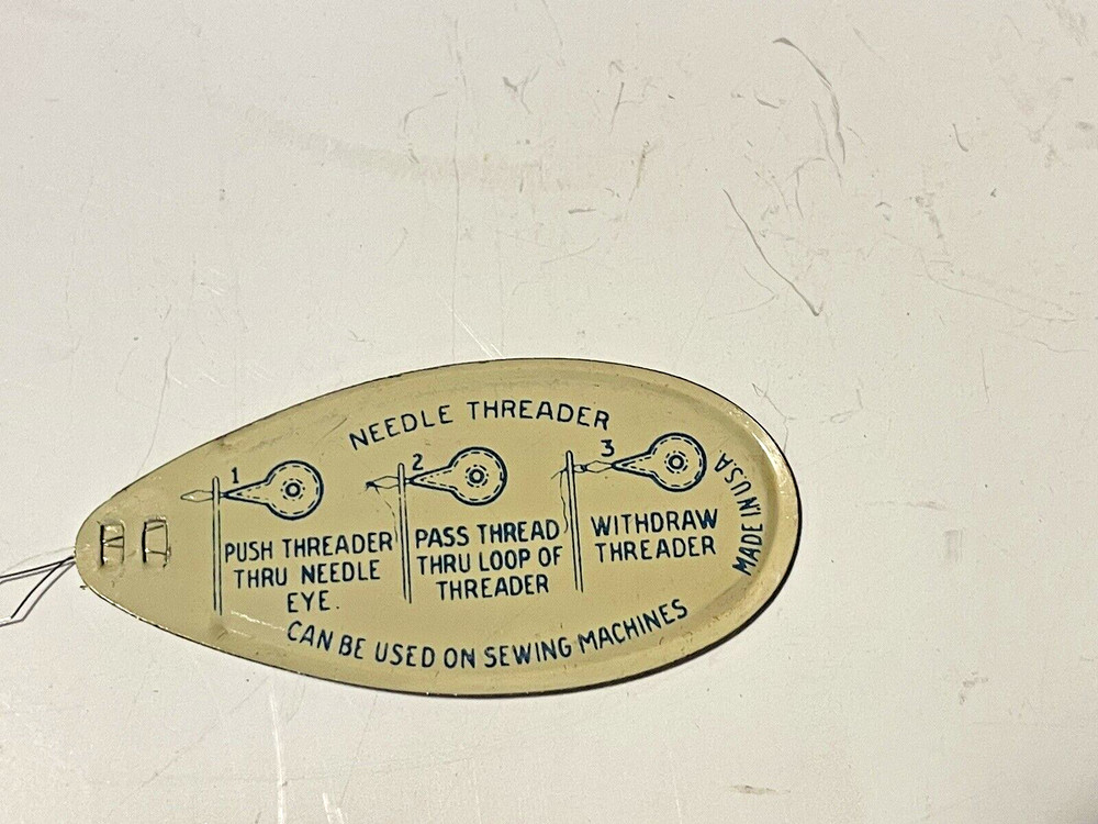 VTG MIXED LOT Sewing Wire Needle Threader ADVERTISING AUG THOMAS, WITCH THREADER