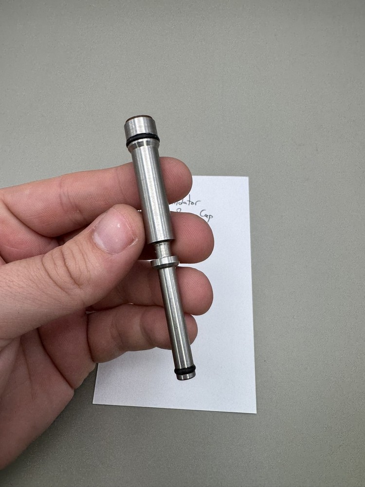 Bob Long 2k5 Intimidator Shocktech Piston Cap