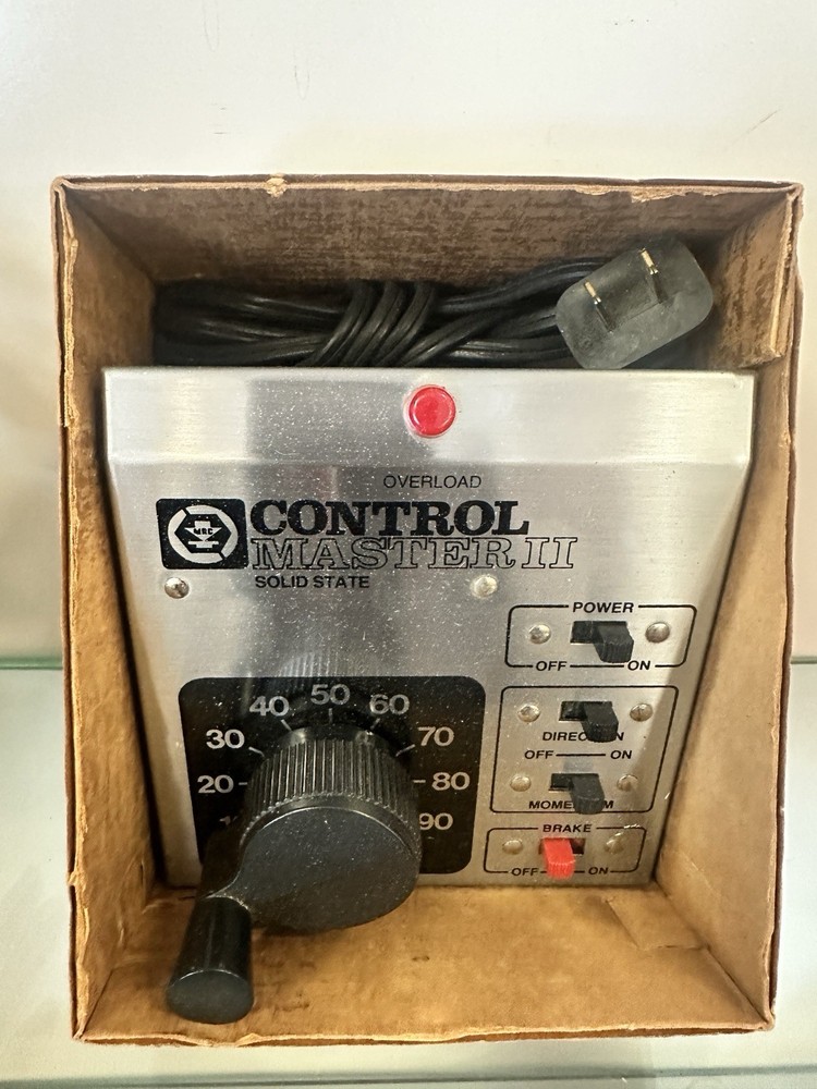 MRC Control Master II for Powering Electric Model Train