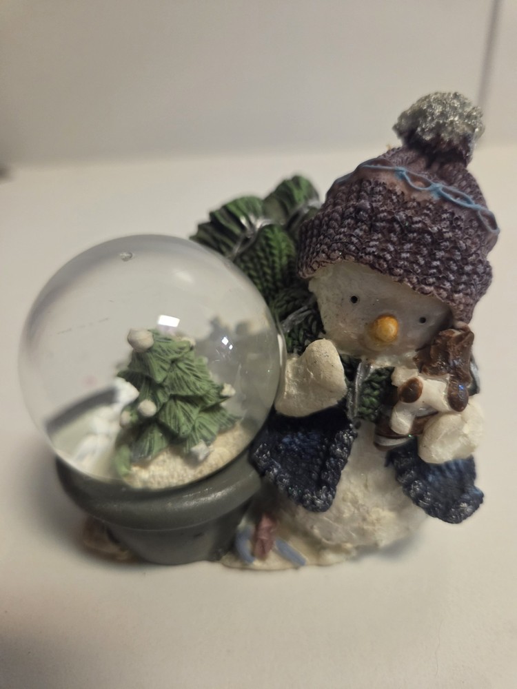 Mini snowglobe , Snowman with a Christmas tree