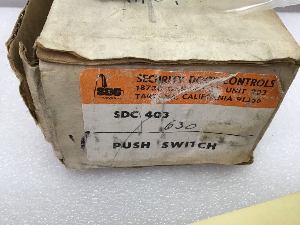 SDC 403/630 PUSH BUTTON SWITCH COMPU-LITE SECURITY DOOR CONTROLS METAL PLATE