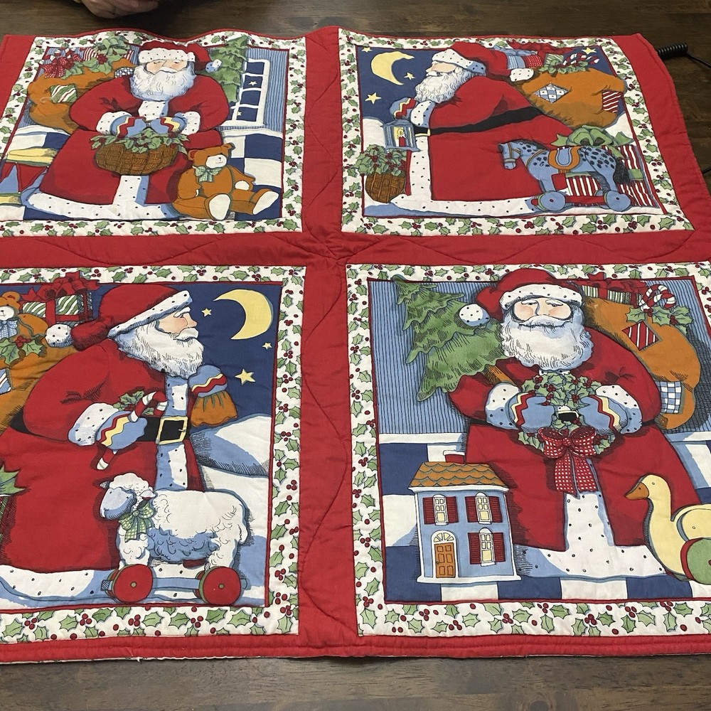 Christmas  Lap Quilt Santa 32x35