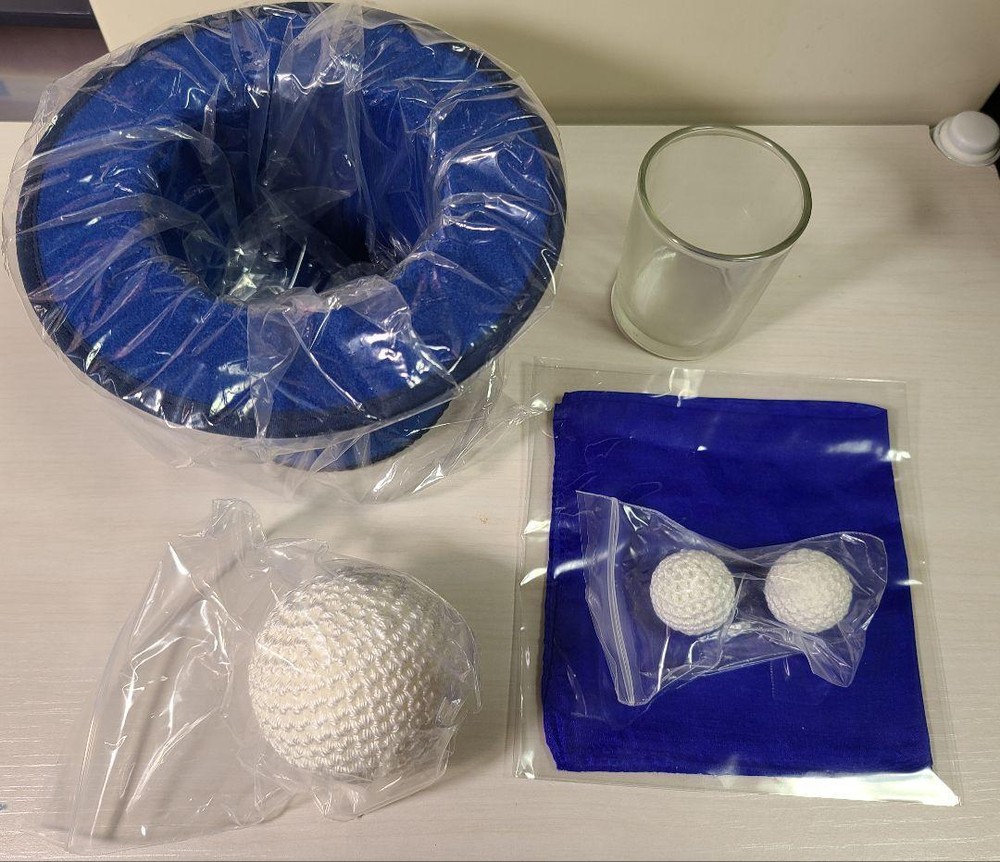 Second hand magic tricksB697 chop hat