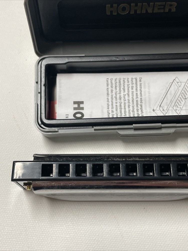 Hohner Special 20 Harmonica With Case L1