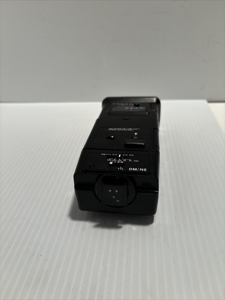 Vivitar 35-D Auto Dedicated Thyristor Zoom Flash (L)