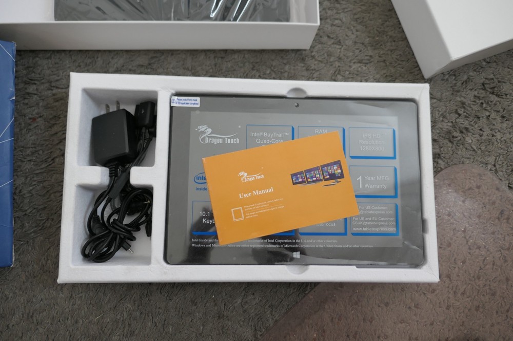 Dragon Touch i10X 10.1" Tablet Bundle Windows 10 Intel Microsoft