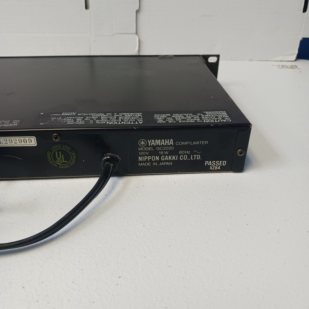 Yamaha GC2020 2-Channel Stereo Compressor Limiter Rackmount Dynamic Processor