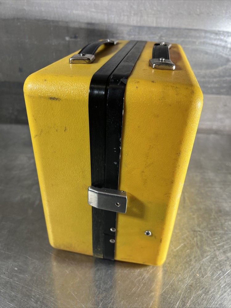 Vivax Metrotech VM-480B Split Box Pipe and cable locator. Item ID #1