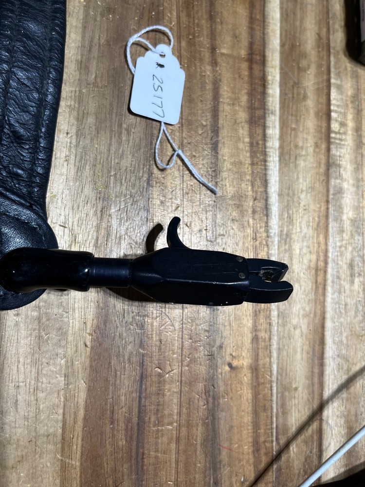 Leather Archery release (25177)