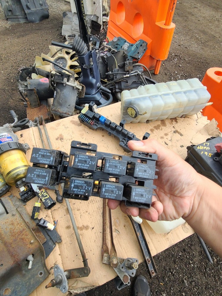 OMRON SENSOR RELAY MK387280