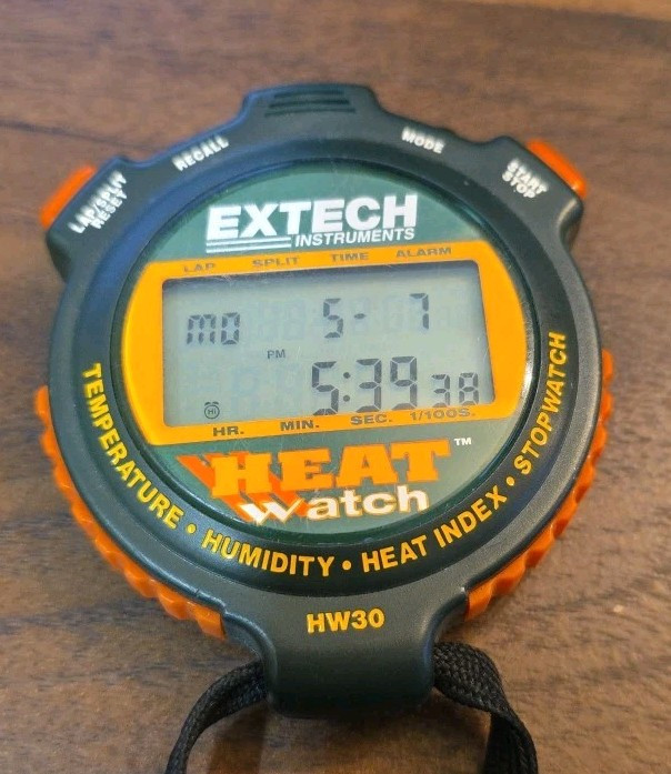 INSTRUMENTS HW30 HeatWatch Humidity and Temperature Stopwatch