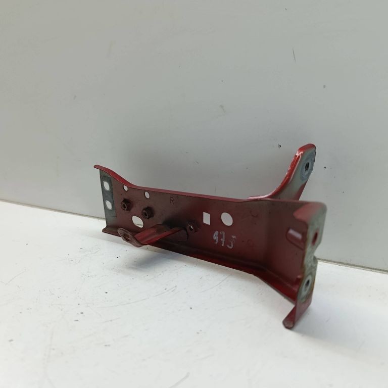 Mazda 3 Front Right Bracket Fender III 2014