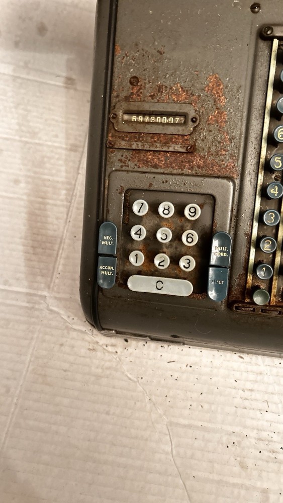 Frieden ST10 Calculating Machine, Ca. 1945 Comes With Cord.