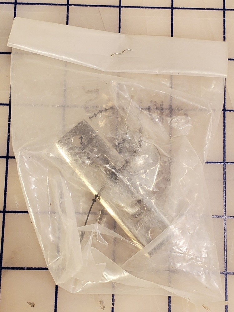 Harken 1.00 Wire Thru Deck Block #302