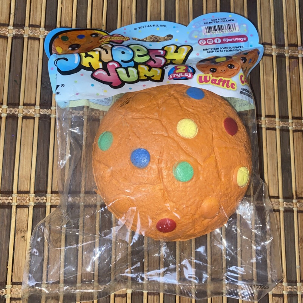 SQUEESH YUM Deliciously Squeeshy! COOKIE by JA-RU 2017