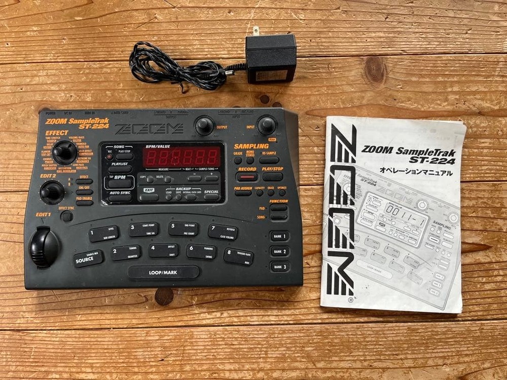 Zoom SampleTrak ST-224 Sampler with Adapter and Manual
