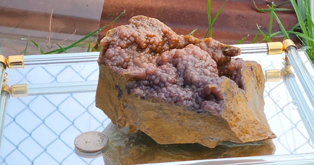 gold ore specimen