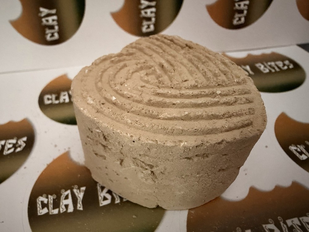 Clay Bites galleta corazon echa de terron amanecer crujiente