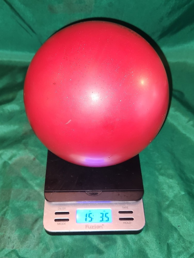 Hammer Black Widow Red Solid Urethane Overseas Bowling Ball 15 lbs Span 4 Inches