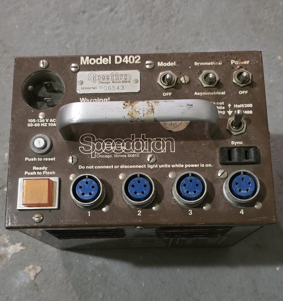 Speedotron Model D402 Power Pack Brown Line 400Ws - Untested AS-IS
