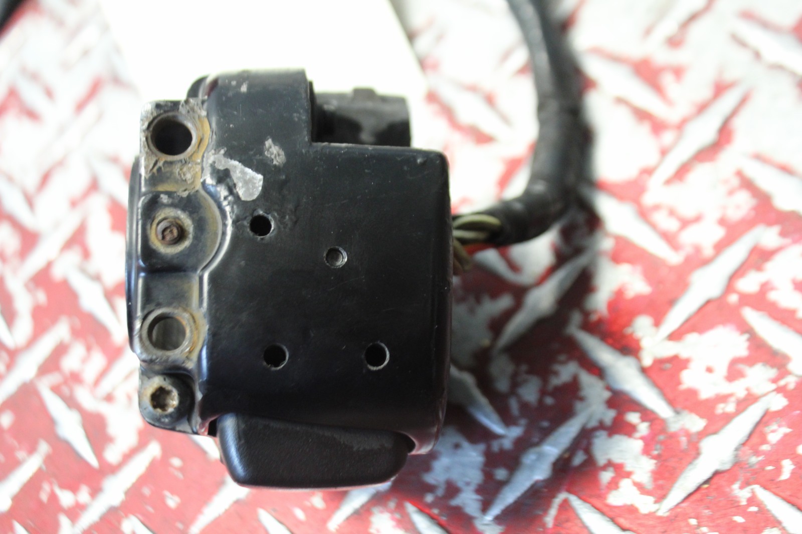 2010 HARLEY ELECTRA GLIDE OEM RIGHT CONTROL SWITCH SEE DESC 2008 - 2013 EG140