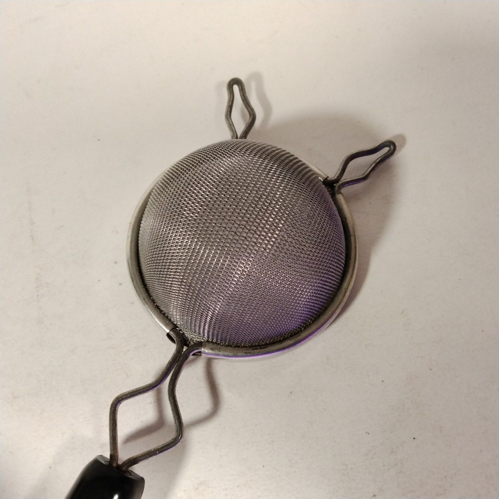 Ekco Tulip Handle Sieve Strainer Excellent Condition