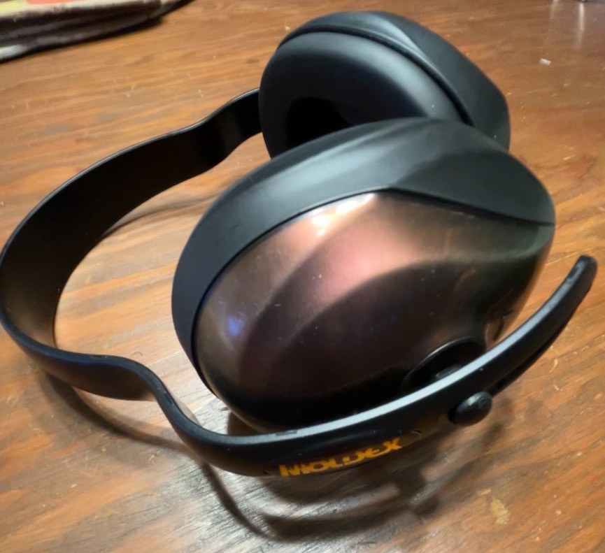 MOLDEX Model #M2 Noise Canceling Headphones