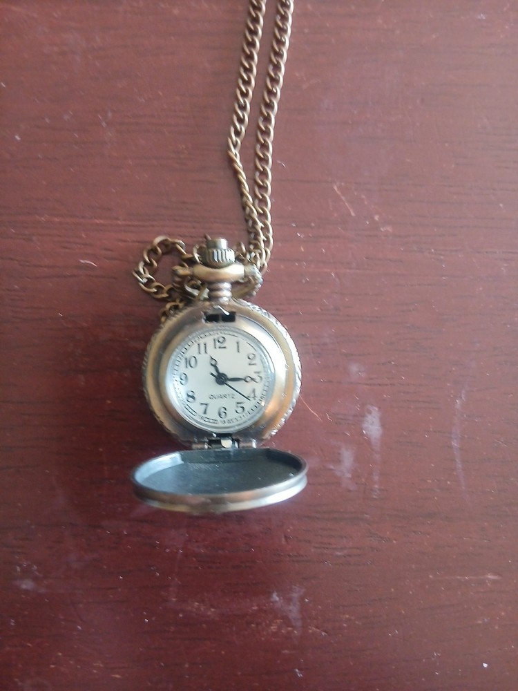 Vintage Looking Pendant Watch On Chain (Working)