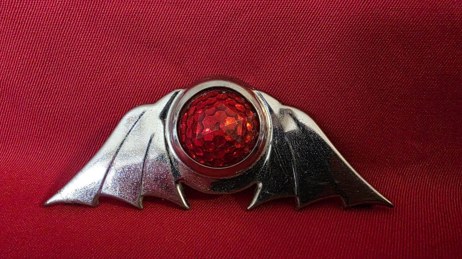 Vintage Batwing Red Reflector Motorcycle Bike Car License Plate Rat Hot Rod