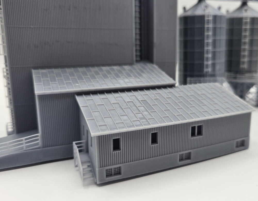 N Scale Grain Elevator 1:160
