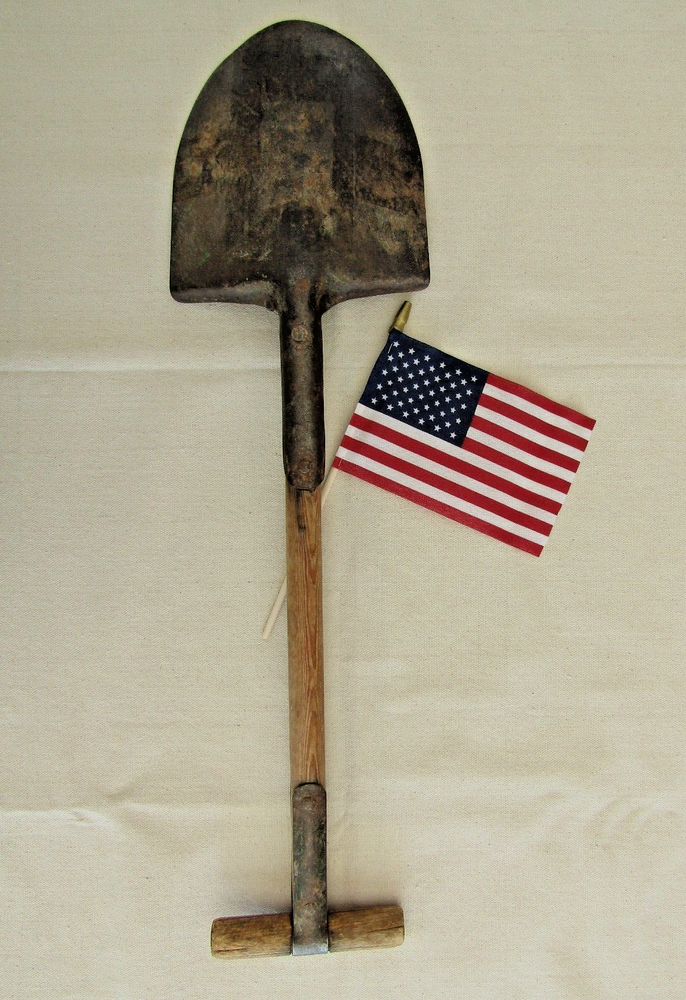 World War 1 U.S. army shovel original complete