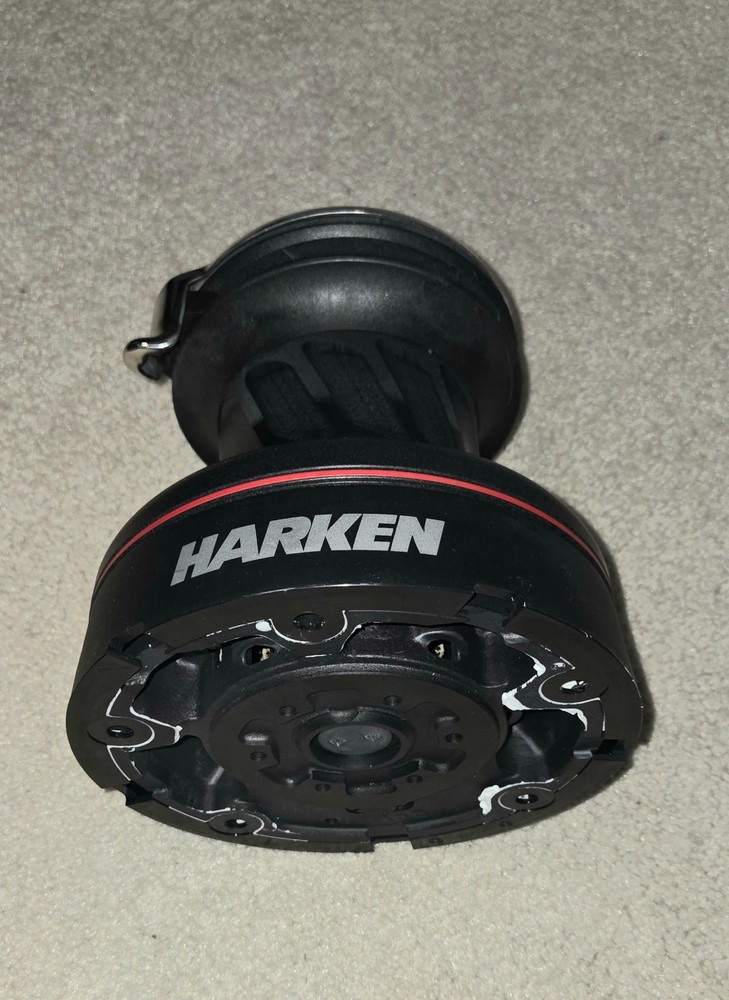 HARKEN 46 self tailing winch - 2 Speed manual