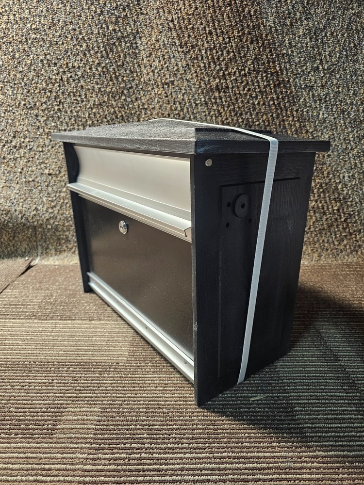 Architectural Mailboxes Wall Mount Mailbox Locking Black Medium-Sized Aluminum