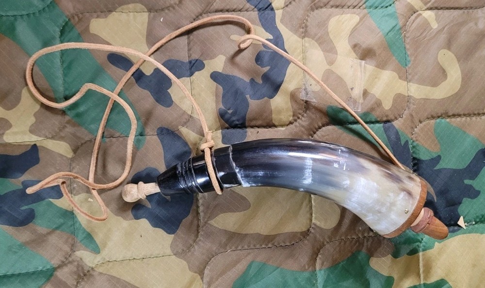 Modern Black Powder Muzzleloading Powder Horn Leather Strap