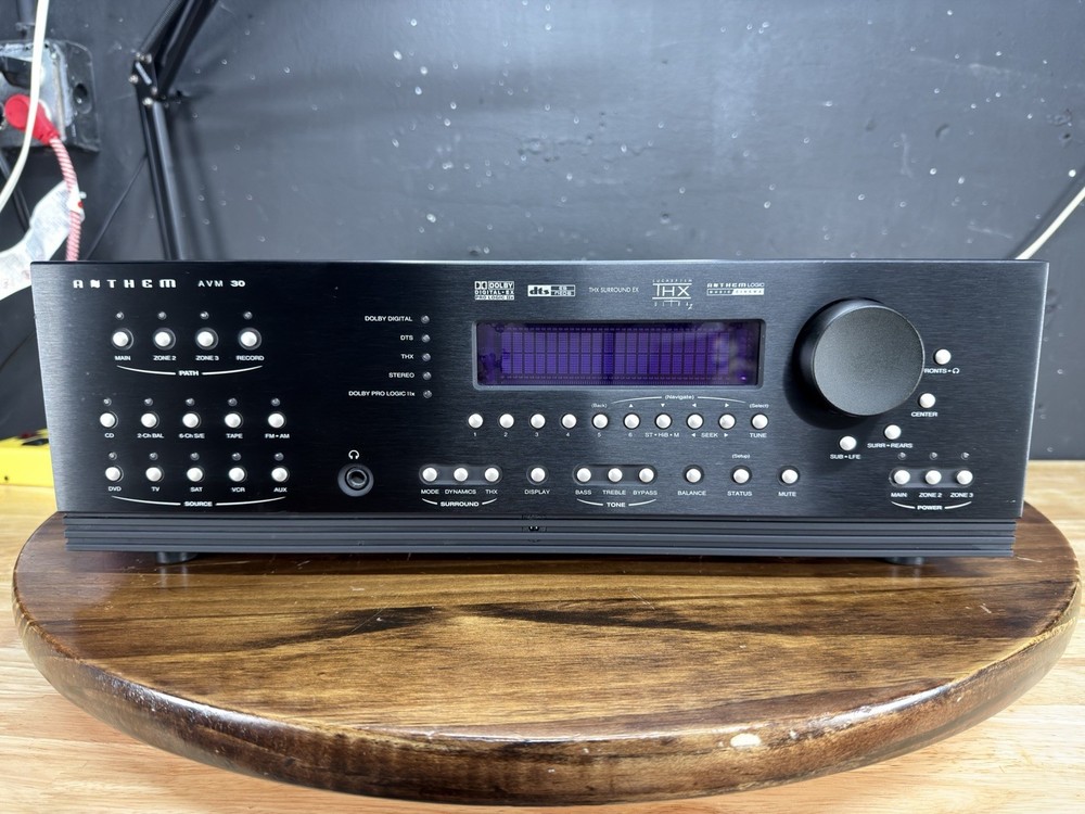 Anthem AVM 30 Stereo Preamplifier/Processor