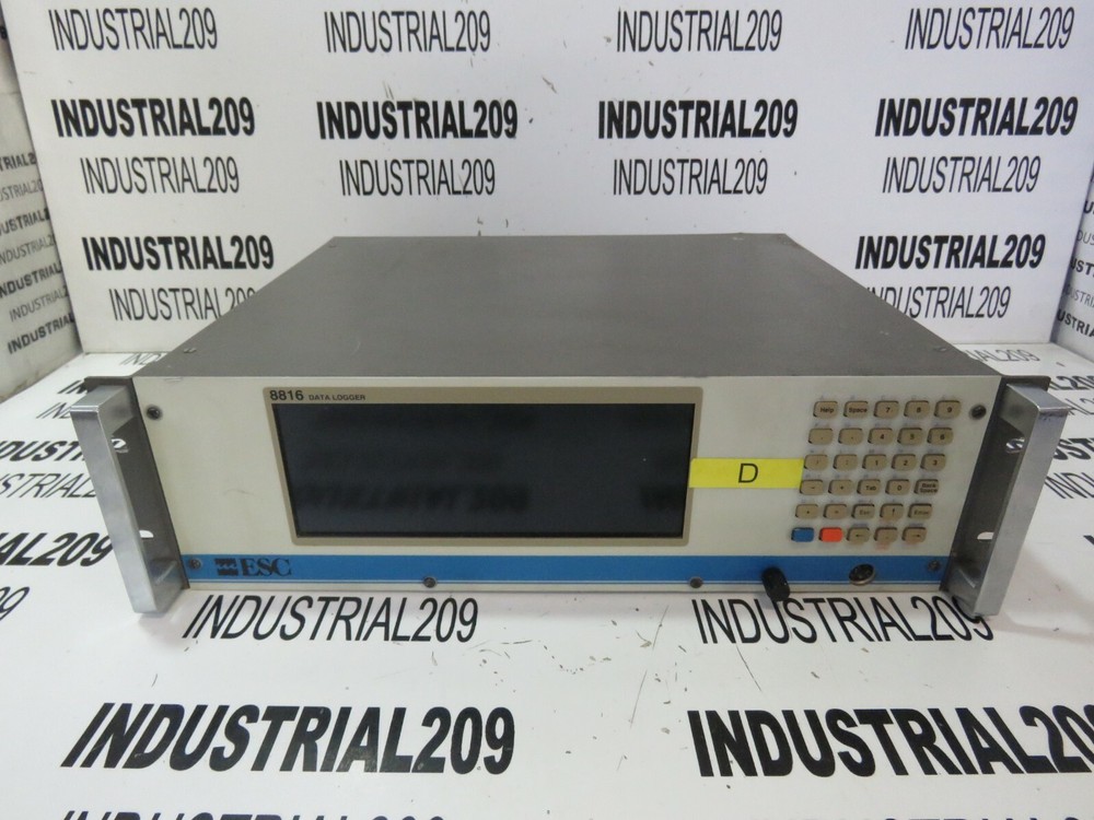 ESG 8816 DATA LOGGER S 112-0000 USED POWERS UP BAD DISPLAY