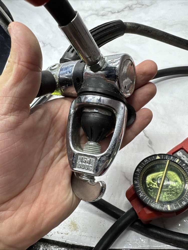 Scubapro "diving console with compass Uwatec Diving - Scubapro R190