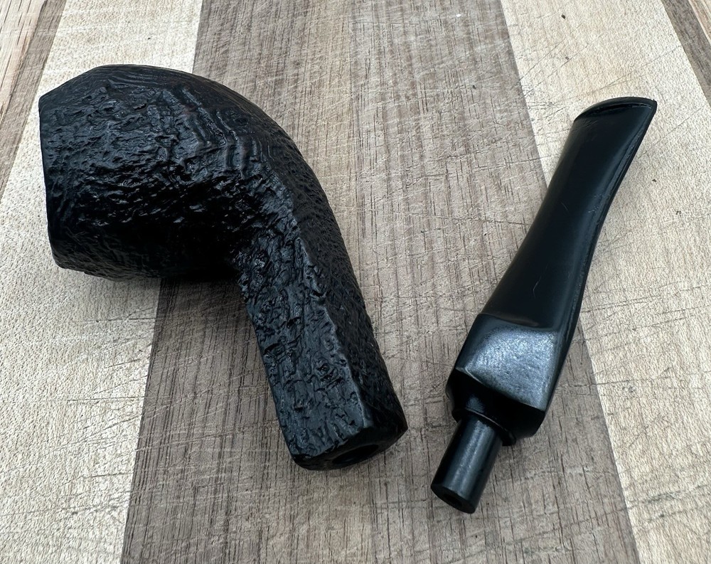Vintage Rusticated Briar Billiard Tobacco Pipe
