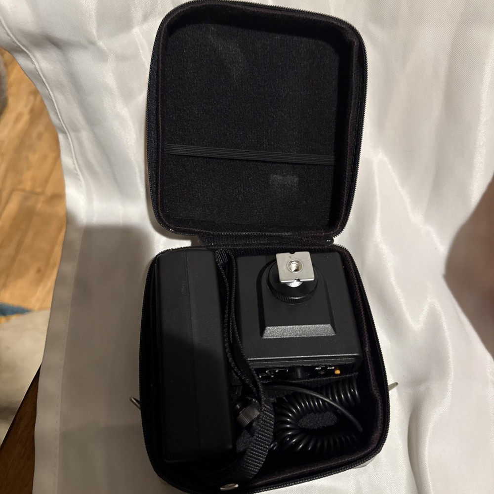 Gmi Beacon 200 Camera Flash Ir Receiver, Transmitter Case And Box