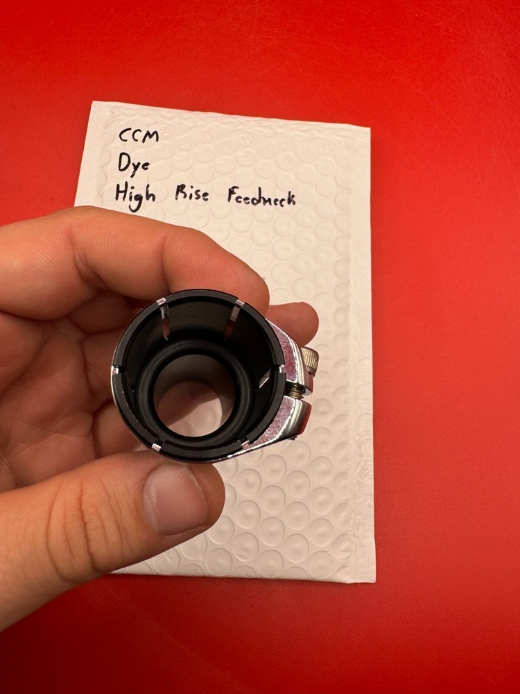 CCM Dye High Rise Feedneck