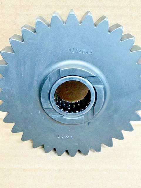 John Deere - Upper Rear Drive Gear AZ64044 - NEW