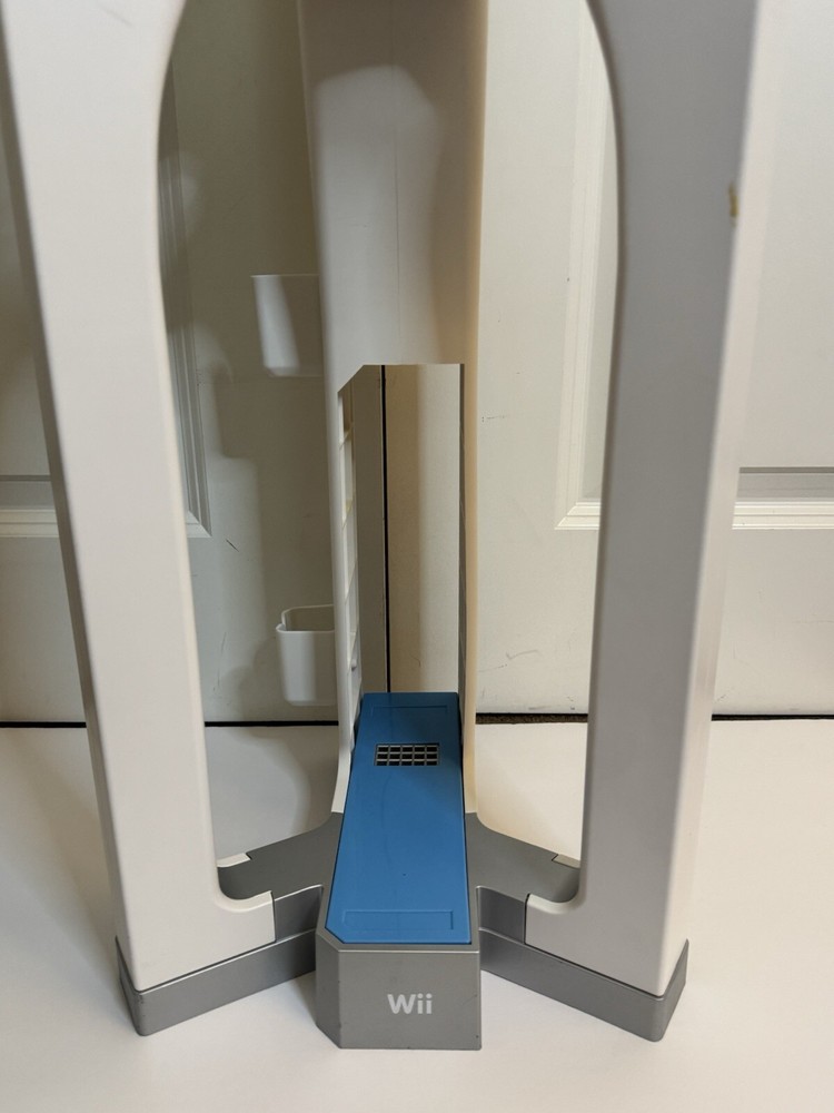 Nintendo Wii Storage Tower Stand 36" Game & Controller Rack EUC
