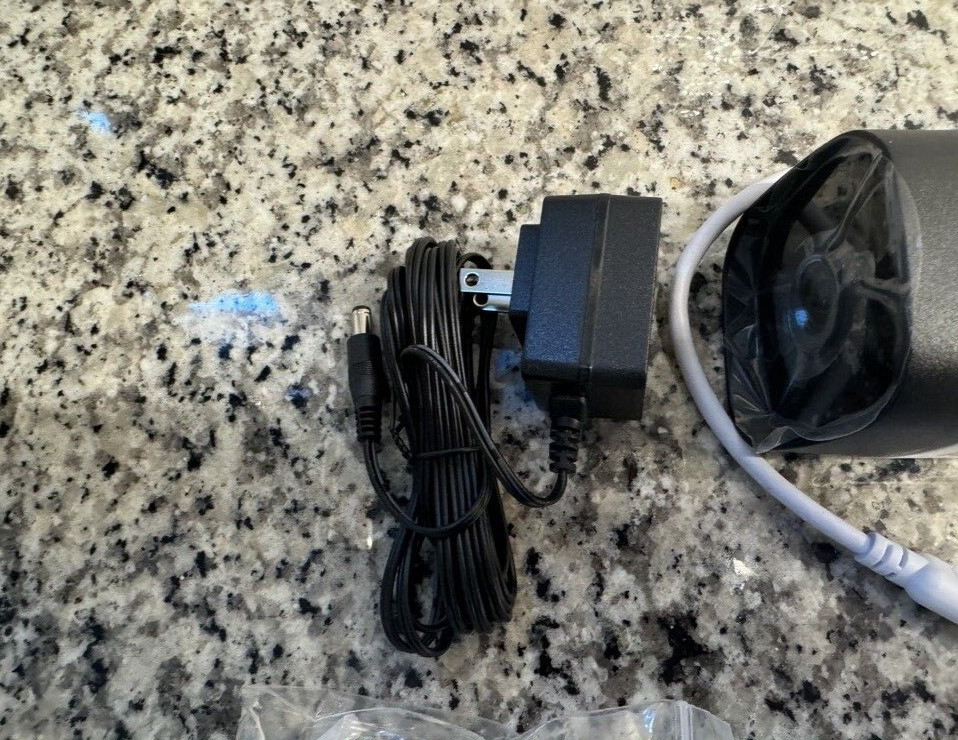 PRAETECTOR CAMERA MODEL BRAVO-10. NEW OPEN BOX 192