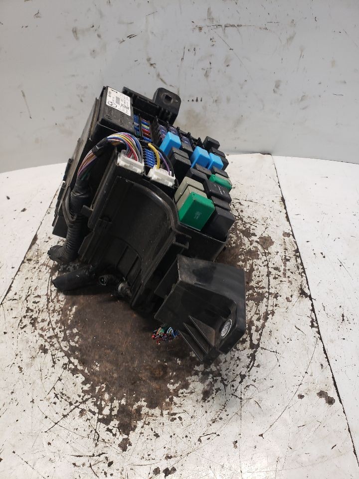 Used Fuse Box Engine fits: 2016 Mazda 6 Grade A