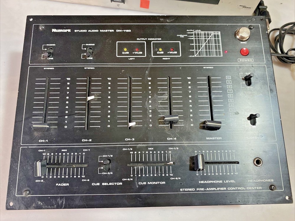 Numark studio audio master dm-1150