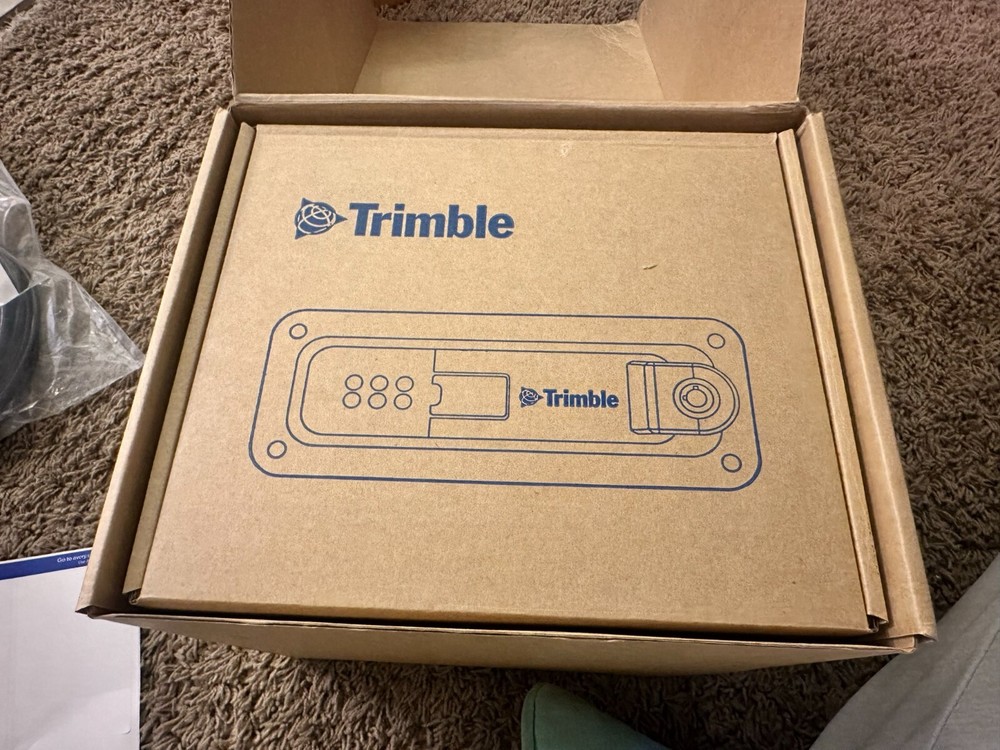 TRIMBLE M-010-0761 4-Channel DVD & ADAS Solution NEW