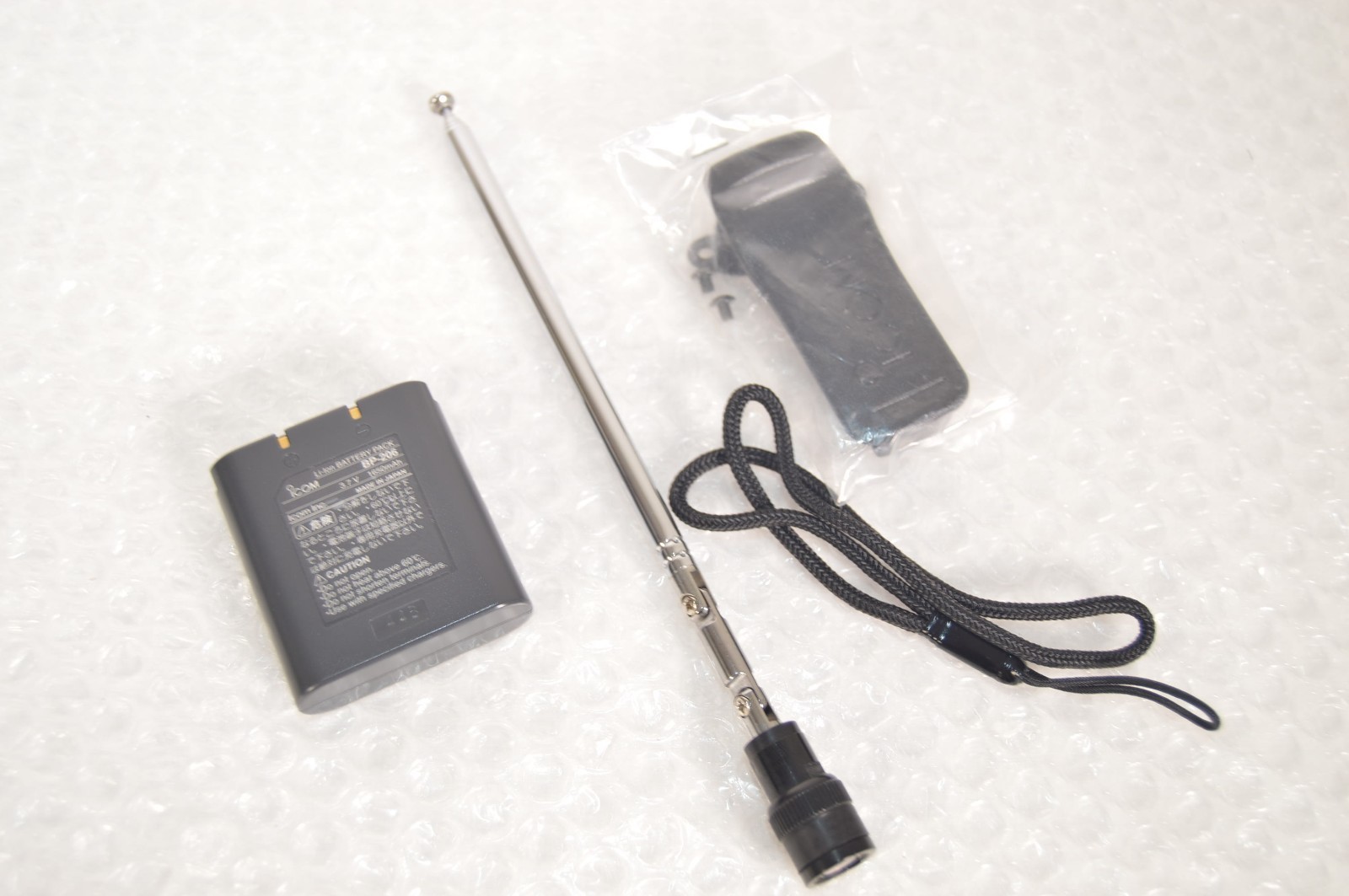 ICOM IC-R20 Wideband Handy Receiver 0.15MHz-3304.999MHz SSB CW AM FM WFM Working